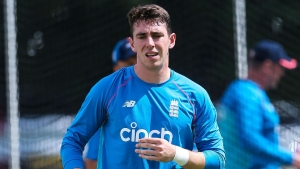 England batter Dan Lawrence to join Surrey from Essex on three-year deal