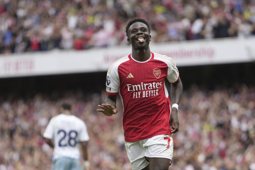 Football news - Rangers showed support for Bukayo Saka by
