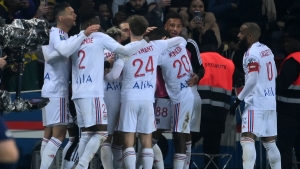 Paris Saint-Germain 0-1 Lyon: PSG&#039;s second successive home defeat breathes life into Ligue 1 title race