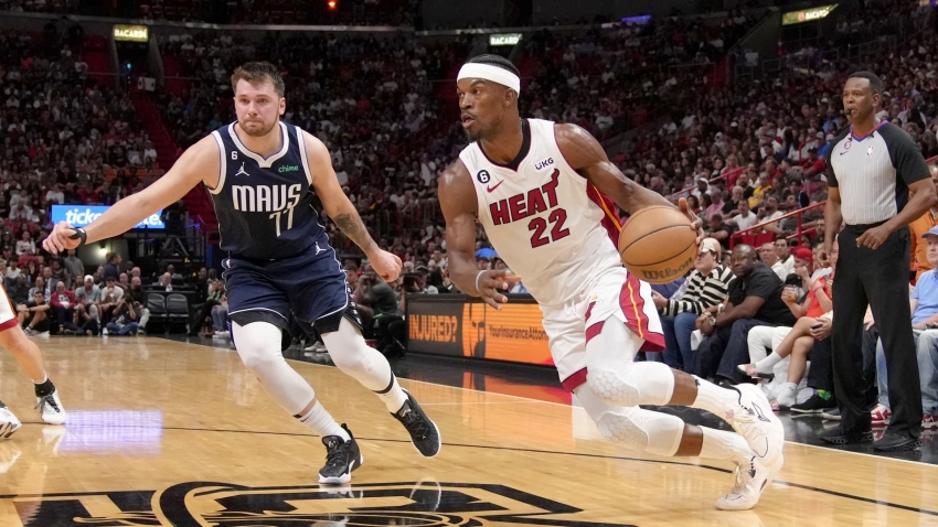 Butler leads Heat past slumping Mavericks, Ingram stars as Pelicans continue playoffs push