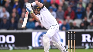 Smith and Brook inch England ahead of Sri Lanka on rain-affected day two