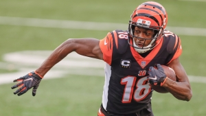 A. J. Green signing for Cardinals after 10 years with Bengals