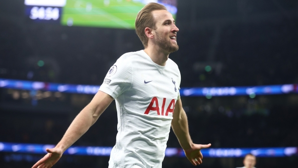 A new low, how much?!' - Spurs fans left stunned as club unveil Harry Kane  NFL jersey 