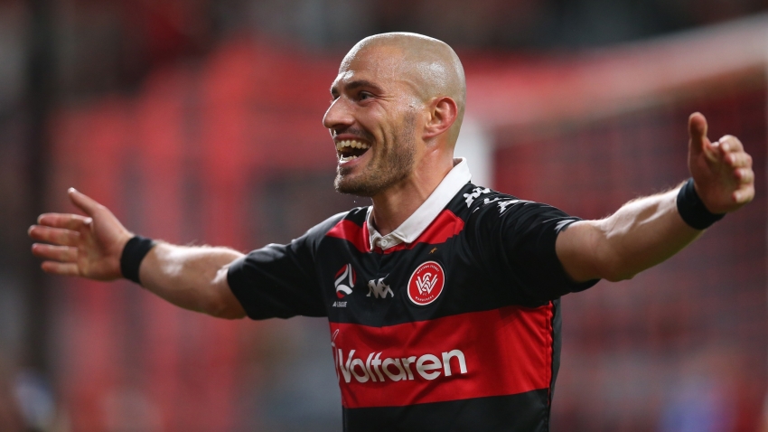 Troisi stars as WSW hit five, Sydney held by Jets