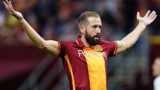 Kevin van Veen on verge of Motherwell exit