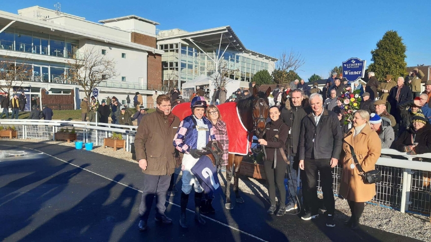 Kourosh makes an impact at Wetherby on British bow