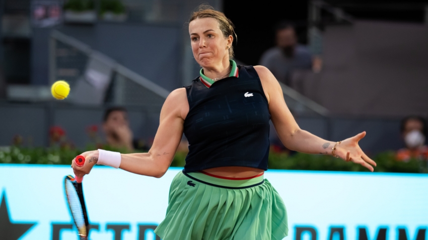 Pavlyuchenkova out of French Open and rest of season with knee injury