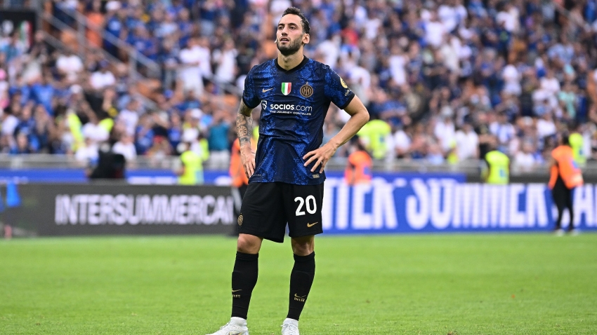 Calhanoglu insists Inter are stronger than Milan and questions Ibrahimovic behaviour