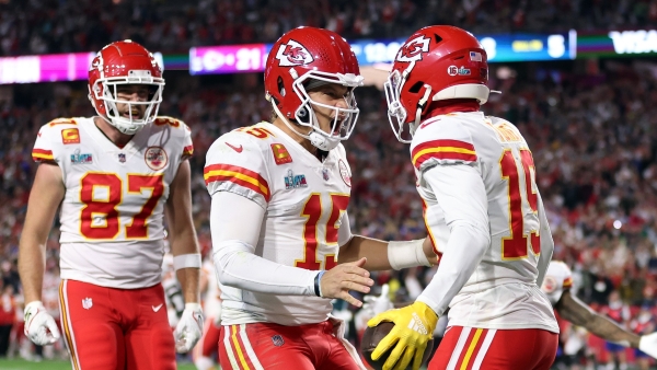 Hobbled Mahomes gilds legend with latest Super Bowl magic act, Super Bowl  LVII