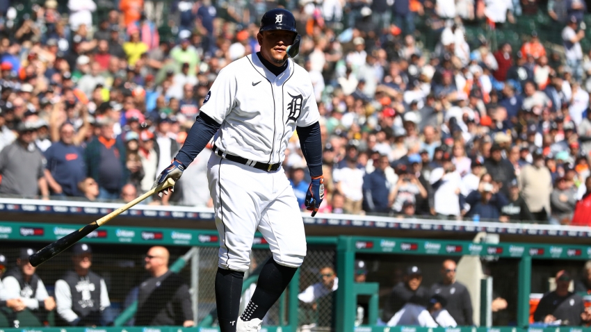Cabrera stays one hit off milestone 3,000th as Tigers beat Yankees