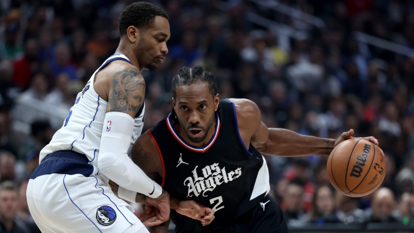Clippers forward Leonard out indefinitely