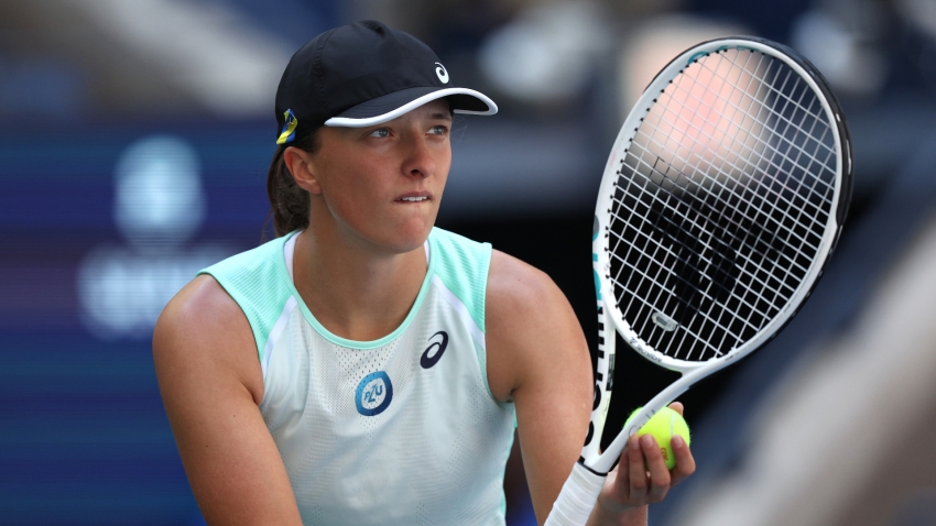 US Open: Swiatek eases past Stephens to book third round spot