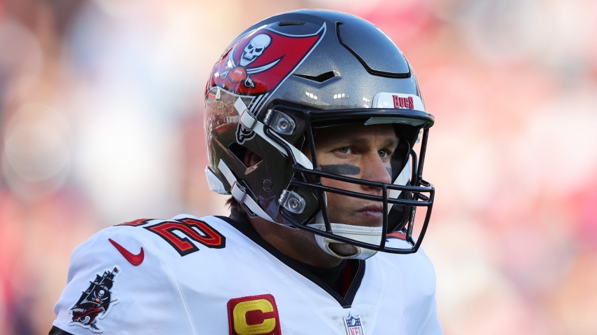 Tom Brady reaffirms his commitment to the Tampa Bay Buccaneers