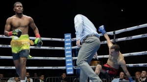 Ennis scoring his first-round knockout at the Pickering Casino Resort on Saturday night.