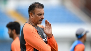 India head coach Shastri tests positive for COVID-19 during fourth Test with England