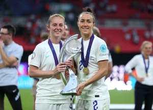 Keira Walsh not focused on personal treble as England chase World Cup glory