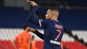 Mbappe considering new long-term contract at Paris Saint-Germain
