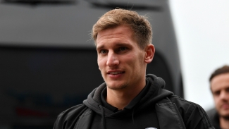 Albrighton signs new three-year deal with Leicester City