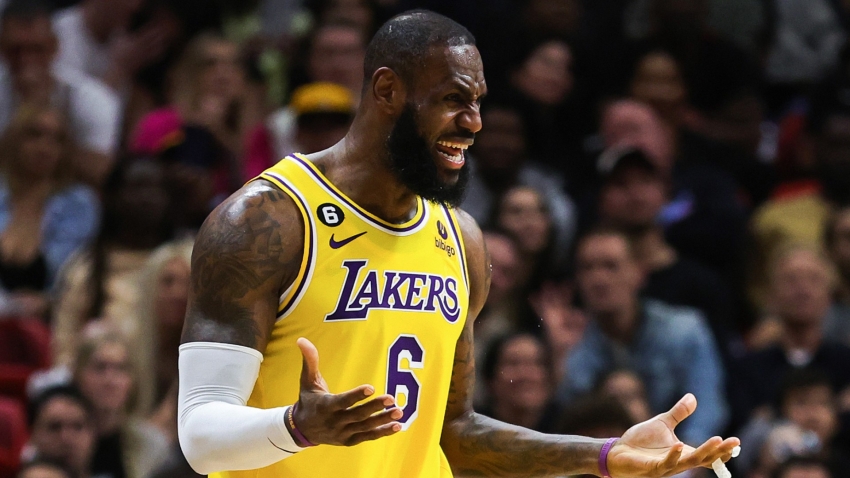 LeBron James defies time, propels Los Angeles Lakers to conference