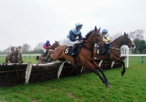Dunskay heading for Aintree after Huntingdon win