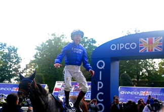 King for (another) day – Dettori says farewell, with Ascot in raptures