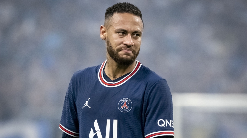Journalist Discusses the Change of Neymar Who Embraces Paris and