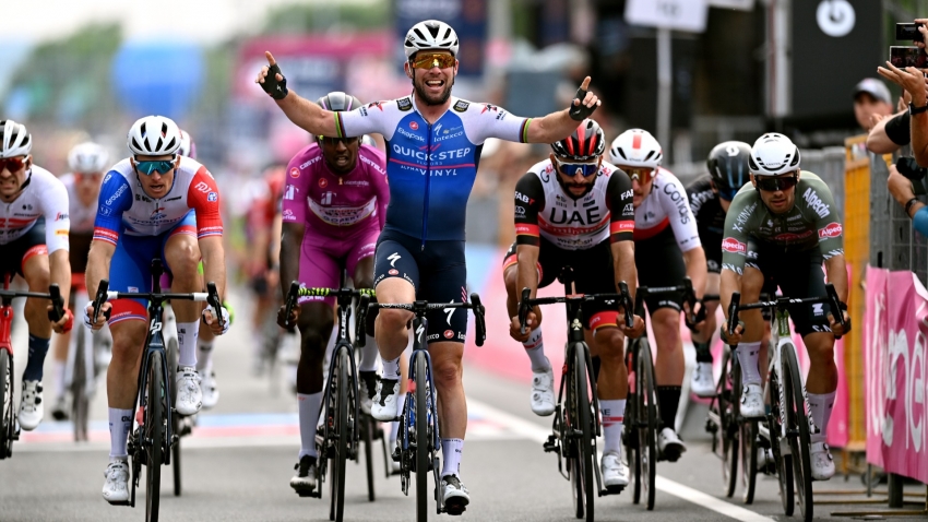 Giro d&#039;Italia: Cavendish sprints to 16th stage win