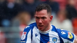 Tom Hopper goal earns Colchester a draw against Bradford