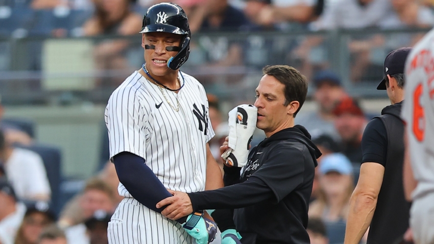 MLB: Judge injures hand in Yankees&#039; win over Orioles