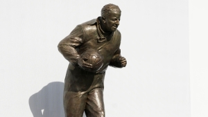 Statue of Manchester United great Jimmy Murphy unveiled at Old Trafford