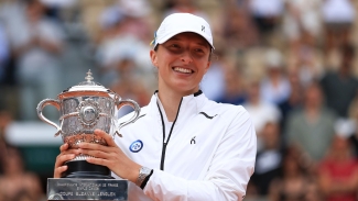 French Open day 14: Swiatek defends title with gritty win over Muchova