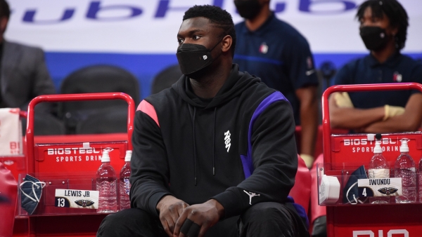 Zion Williamson &#039;amazing to watch&#039; but &#039;a detached team-mate&#039;