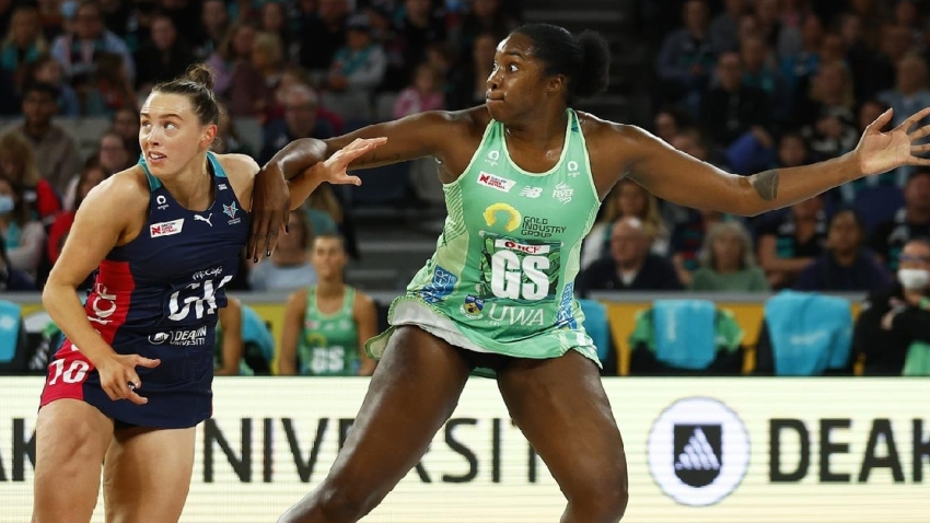 Fowler scores 58 goals as West Coast Fever defeat Melbourne Vixens 70-59 to win first league title in 25 years