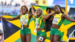 Jackson, Fraser-Pryce and Thompson-Herah all advance to 200m final at World Athletics Championships in Eugene