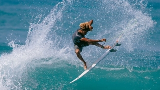 Jamaica Olympic Association rides to the rescue, saves Jamaica Surfing Association from funding woes