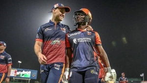 Lewis, Rutherford fire Delhi Bulls to victory over Pollard&#039;s Deccan Gladiators