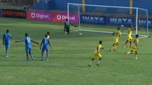 Garvey Maceo, Mannings score upsets to book spots in daCosta Cup final