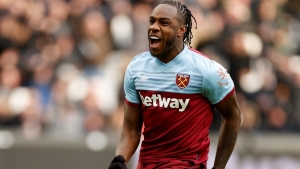 Fit-again Antonio in contention for spot in West Ham line-up against Burnley