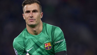 Flick has confidence in Pena as Barca lose Ter Stegen to injury