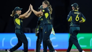 Australia move to two from two with comprehensive win over New Zealand