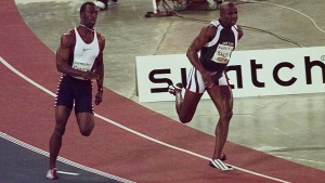 Donovan Bailey (right) and Michael Johnson (left) during their 150m race in 1997.