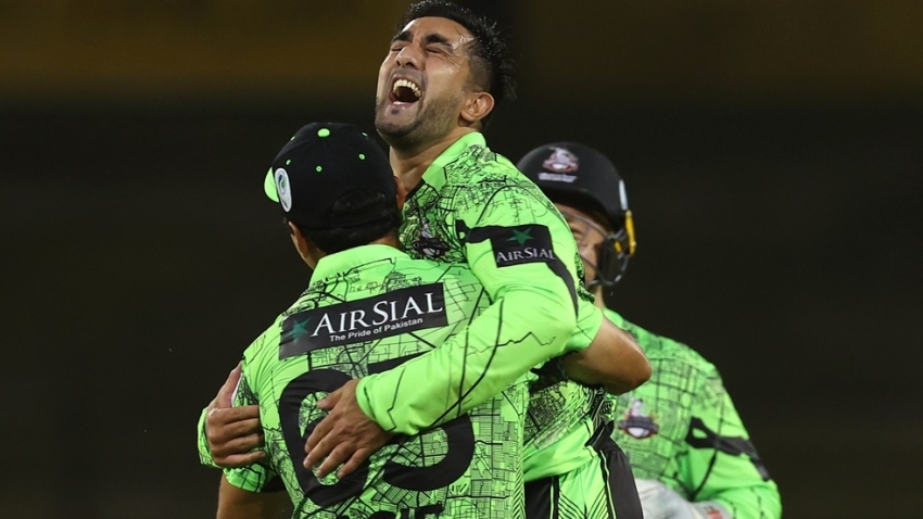 Shamsi spins Qalanders to 10-run victory over Victoria