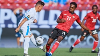 El Salvador defeat Trinidad and Tobago 2-0 to qualify for the quarter-finals